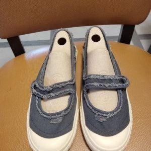Keds Shoes - Womens Size 9 Denim Mary Janes Keds Shoes - Womens Size 9 Denim Mary Janes
